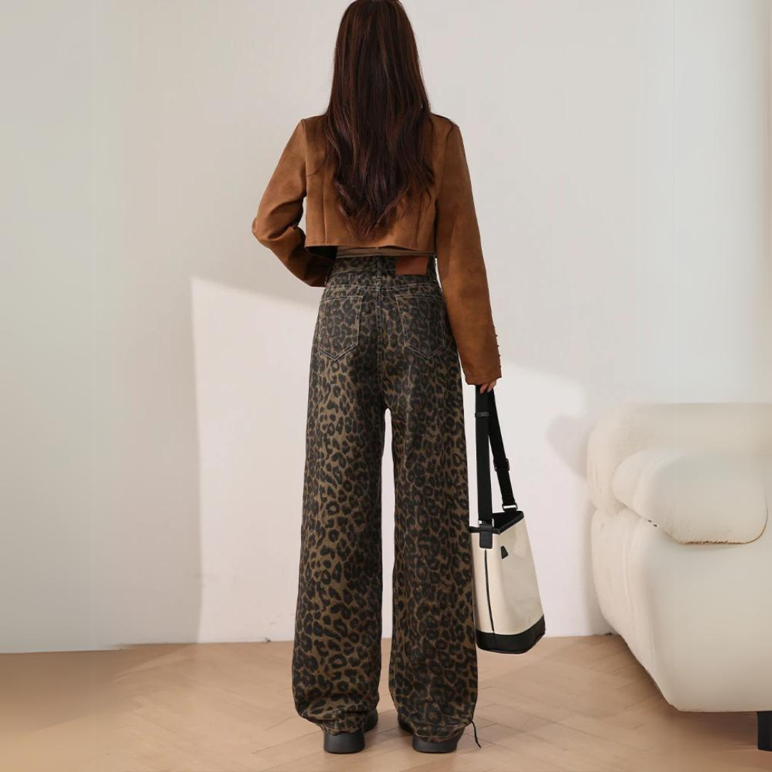 Calça Jeans Oversized Leopard Print