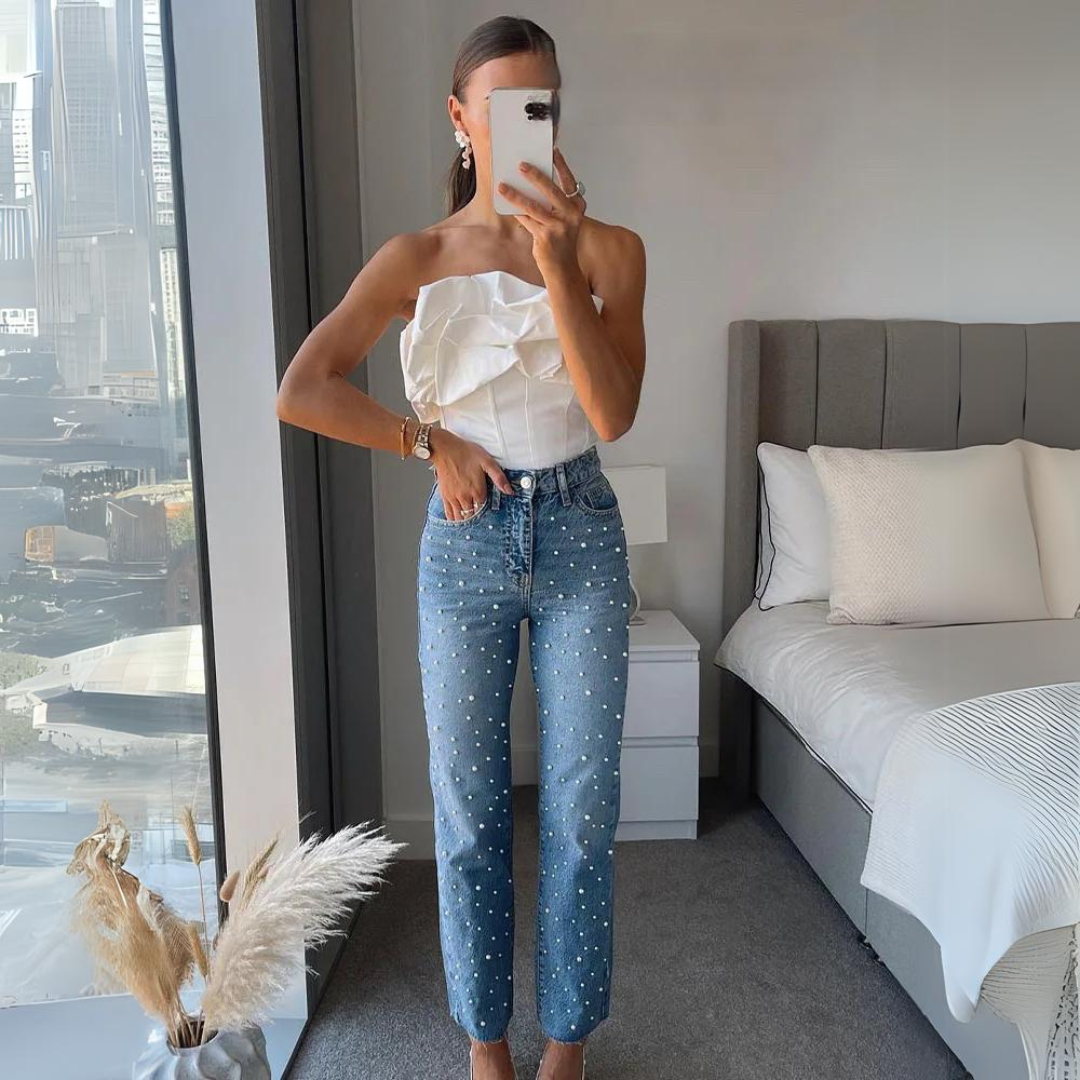 Calça Jeans Reta com Pérolas