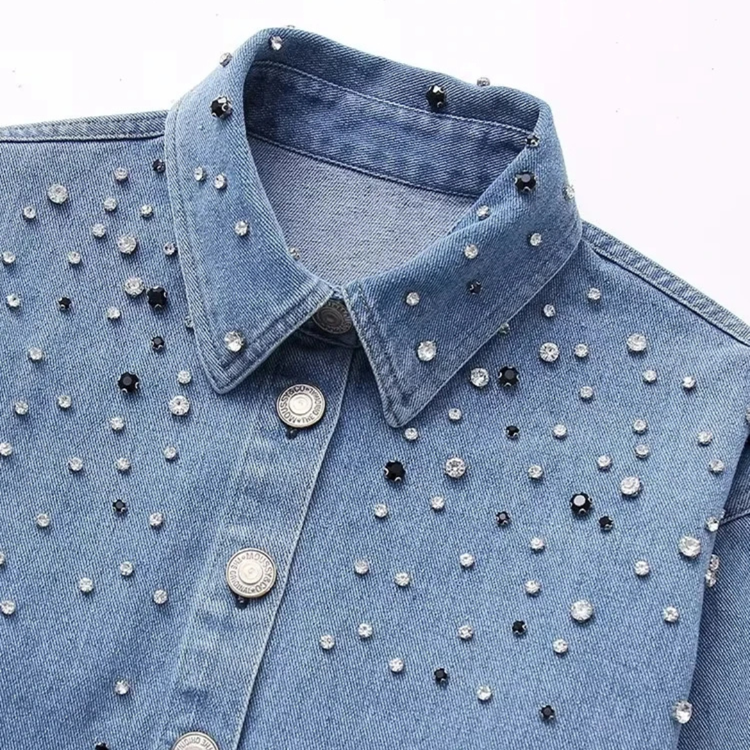 Blusa Cropped Jeans com Decoração em Strass