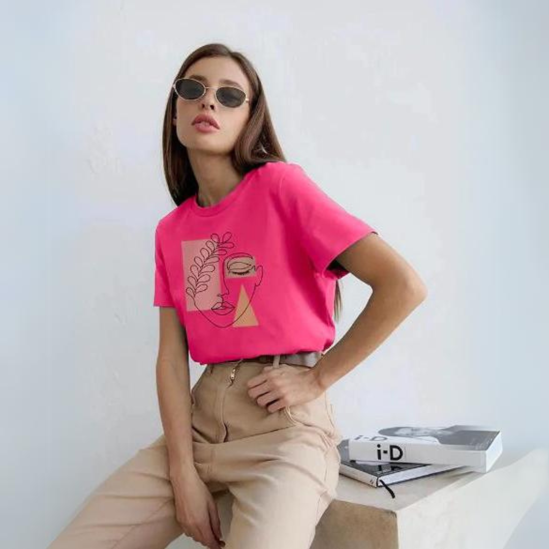 T-Shirt Feminina Aesthetic Outline