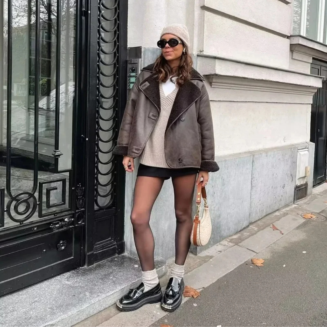 Jaqueta de Couro Oversized Forrada em Lã