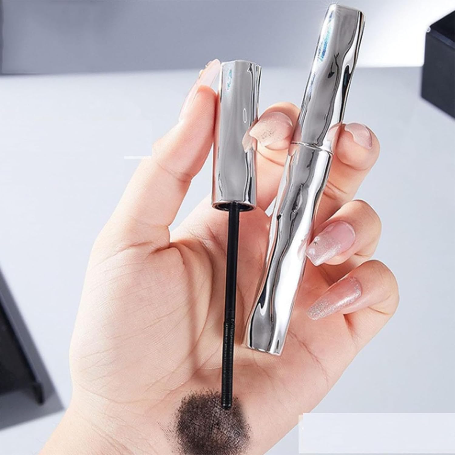 Rímel MackAndy Definidor de Cílios - CÍLIOS DEFINIDOS, LONGOS E COM VOLUME INTENSO