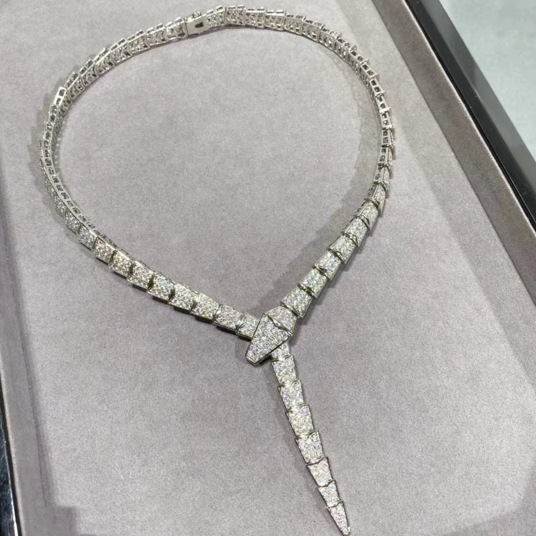 Colar Snake Choker Cravejado 14K