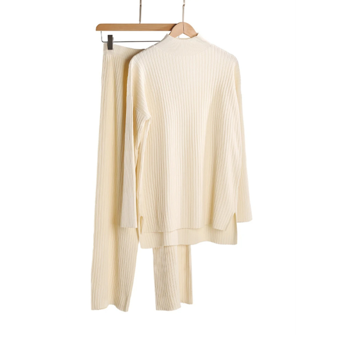 Conjunto Feminino de Malha com Gola Alta