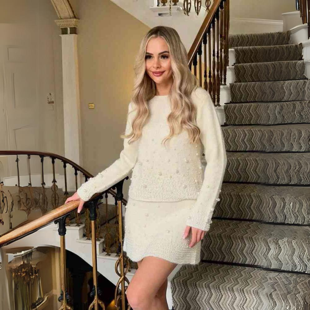 Conjunto Feminino de Malha com Pérolas