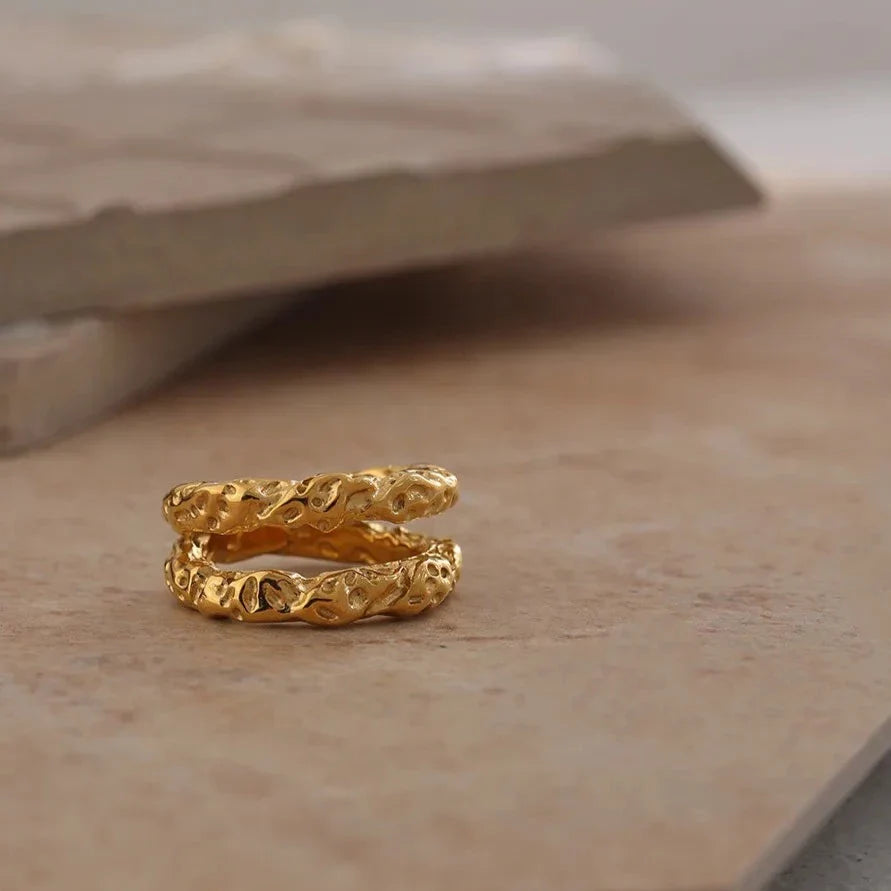 Anel Duplo Texturizado Folheado a Ouro 18K