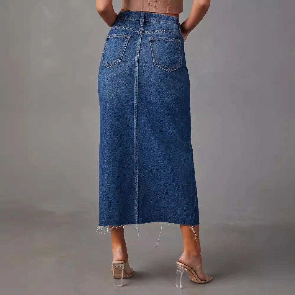 Saia Jeans Midi com Fenda Frontal