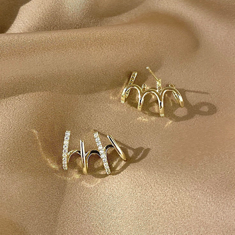 brinco-quatro-pontas-folheado-ouro-18k