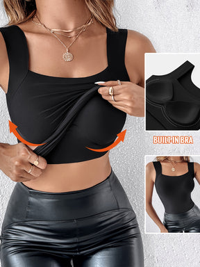 Seamless Base Layer Tank Top for a Slim Fit And Skin-Enhancing Effect.